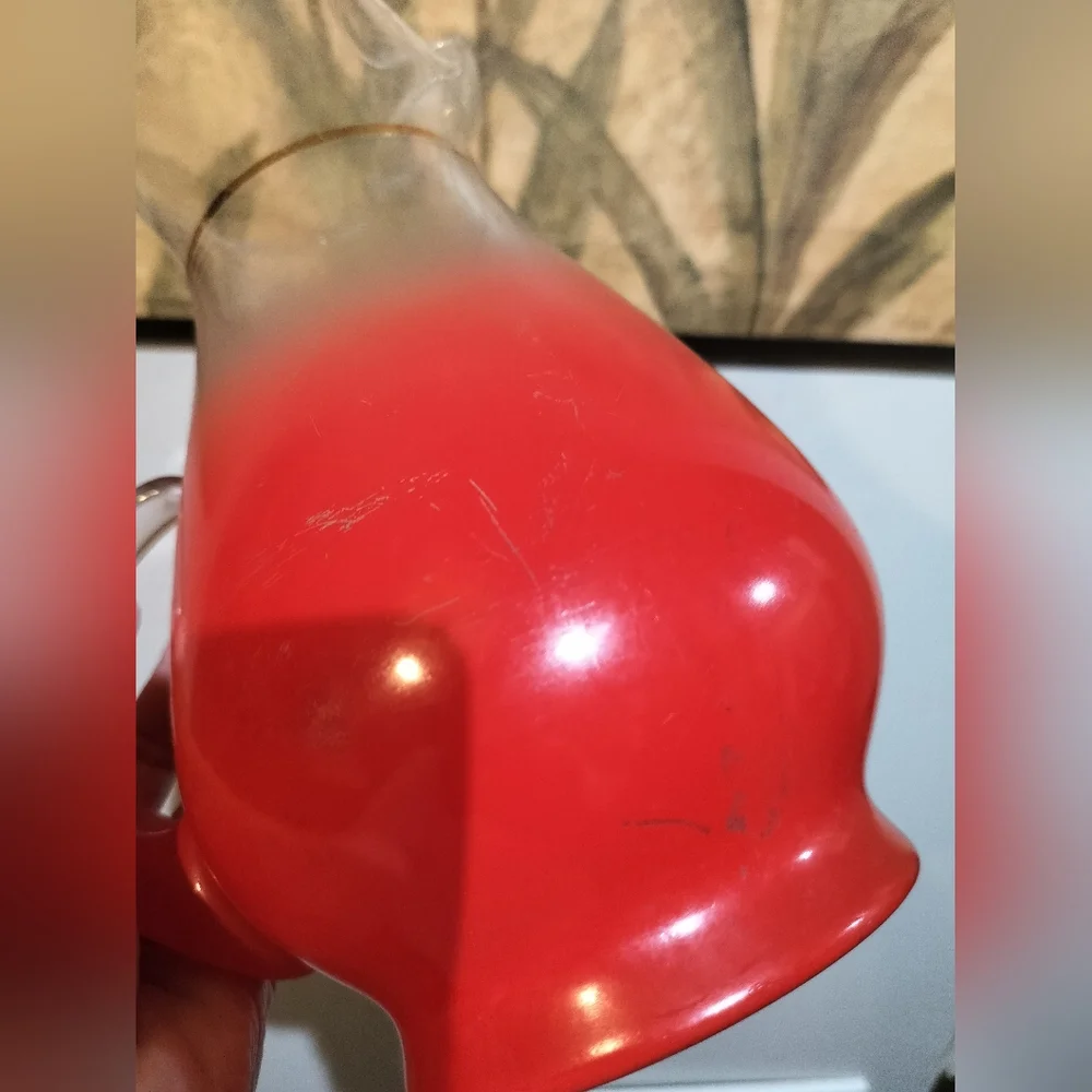 Vintage Red 1960s BLENDO 10” Glass 2 Quart Pitcher w/Gold Foil Trim. 625SC6 - Picture 4 of 5